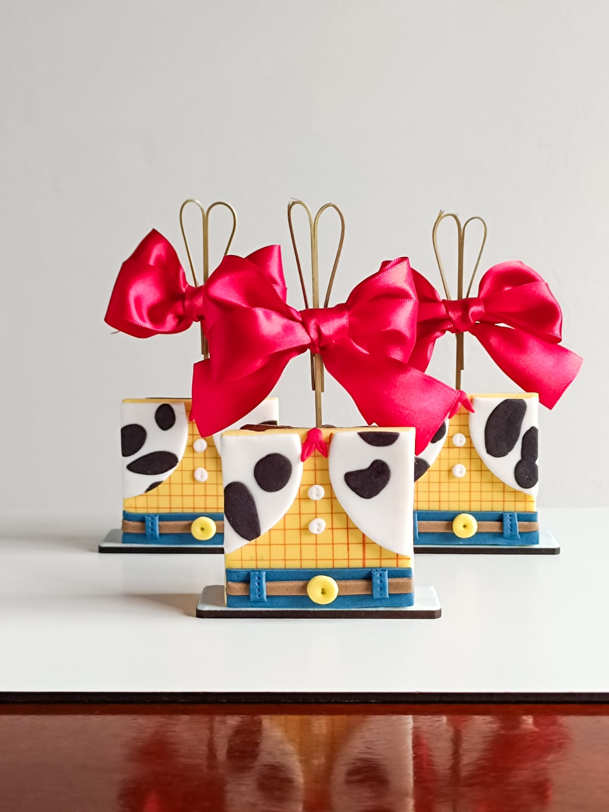 WhatsApp Image 2025-12-02 at 11.23.26 (4)